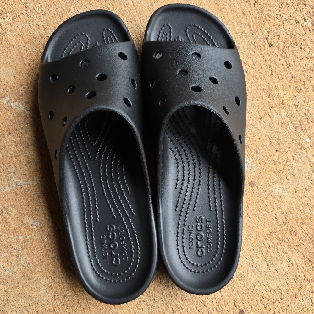 Crocs